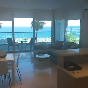 Апартаменты Horizon Luxury At Finikoudes Beach 302, Ларнака