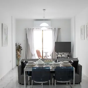 Апартаменты Apartment,near The Pinikoudes, Ларнака